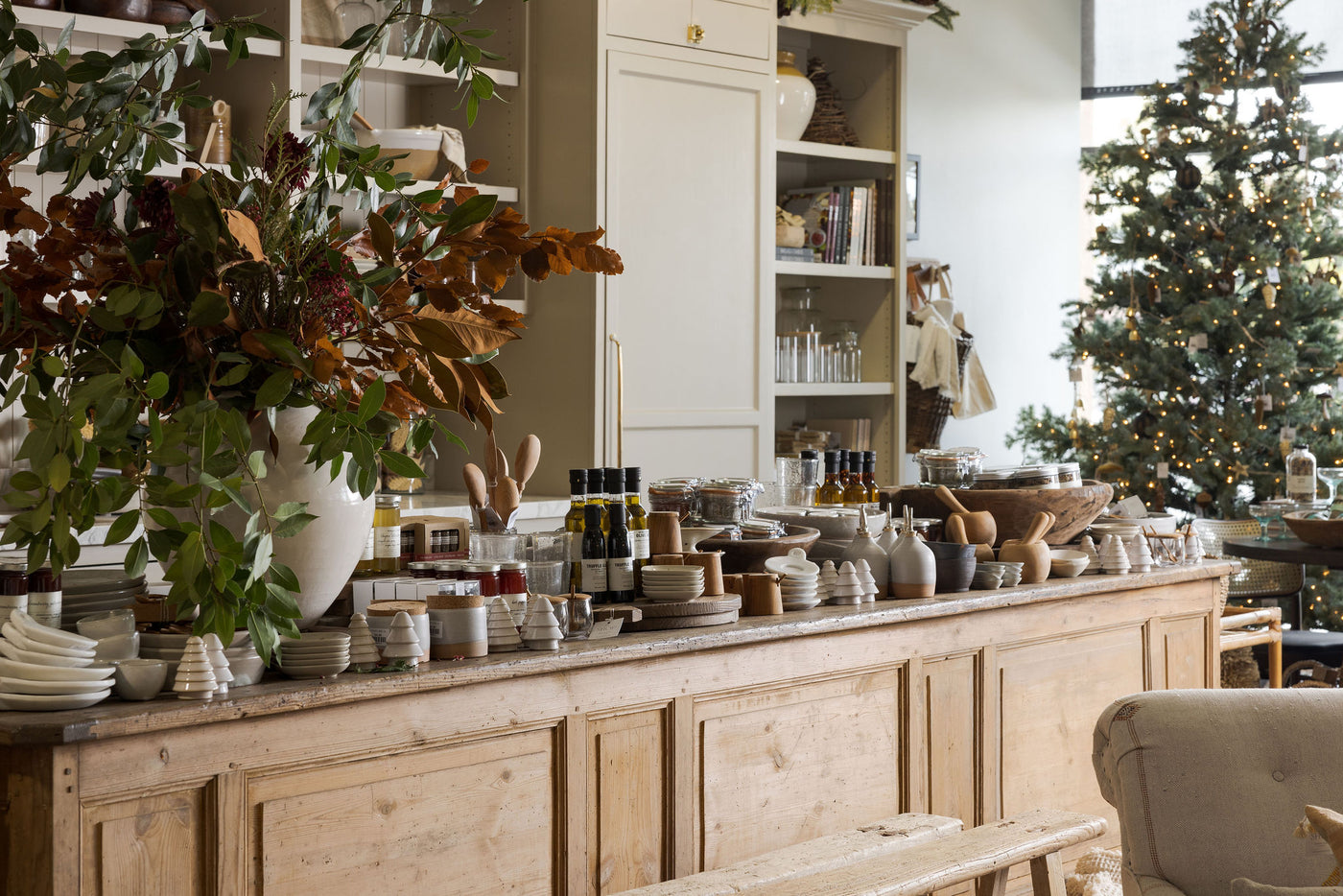 Seasonal Trends and How to Incorporate Them into Your Home Design