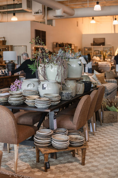 How to Blend Vintage Furniture with Modern Interiors