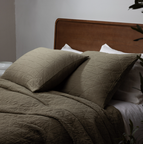 Marshall Laurel Quilt, Queen