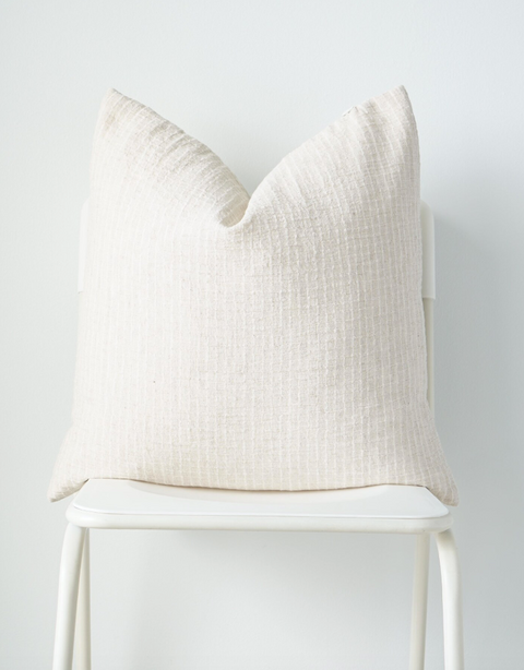 Renia Pillow