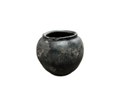 Black Round Vintage Pot
