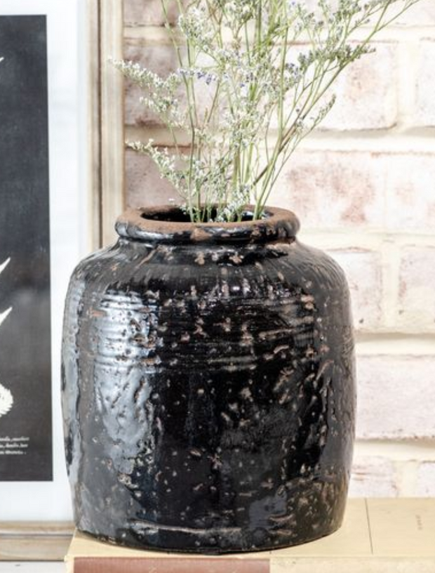 7.3" Black Ceramic Vase