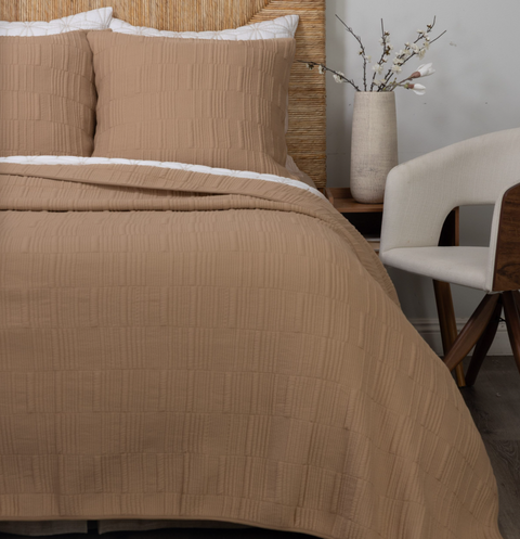 Somaya Toffee Coverlet, Queen