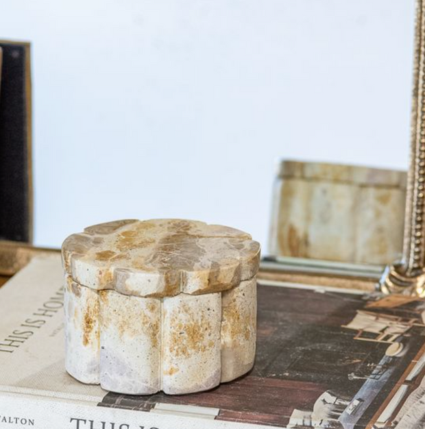 Leopard Marble Scallop Pinch Pot