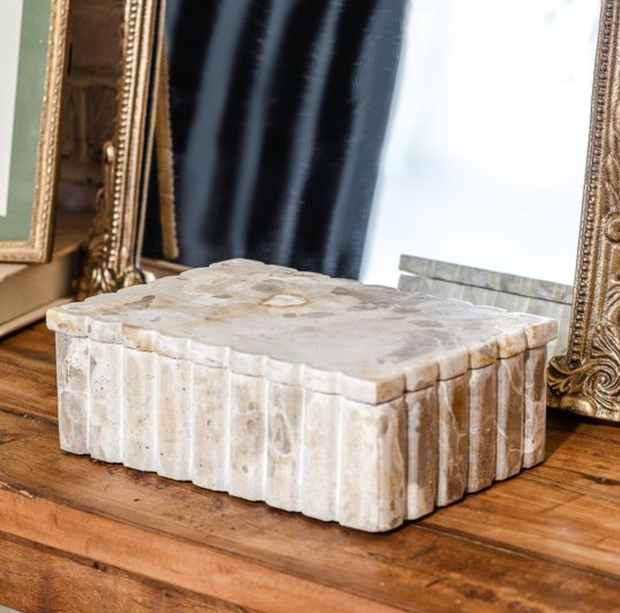 Leopard Marble Scallop Box