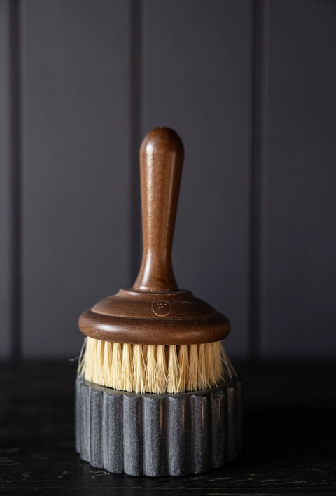 Fluted Marble Soap Dish, Black