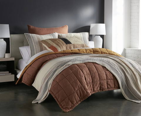 Spencer Ochre Quilt, King